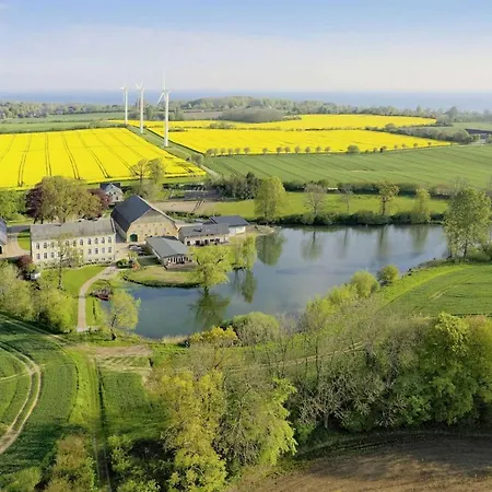 Alte Wassermuehle Gut Oestergaard Dom wakacyjny *