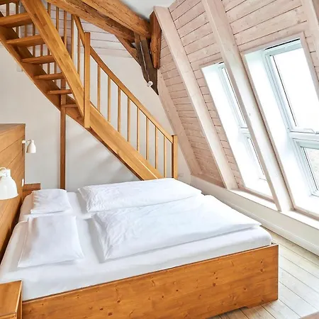 Feriehus Alte Wassermuehle Gut Oestergaard Steinbergkirche